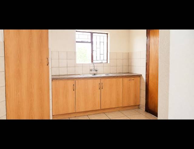 3 BEDROOM HOUSE FOR SALE IN SECUNDA